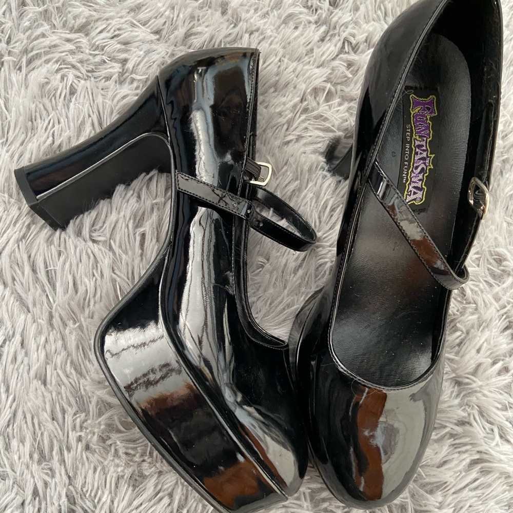 Shiny Black Mary Janes